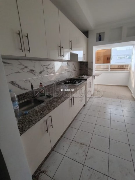 Location d'un appartement à Charaf. 2 belles chambres. Avec ascenseur et terrasse - Location Immobilier - Agadir - photo 3