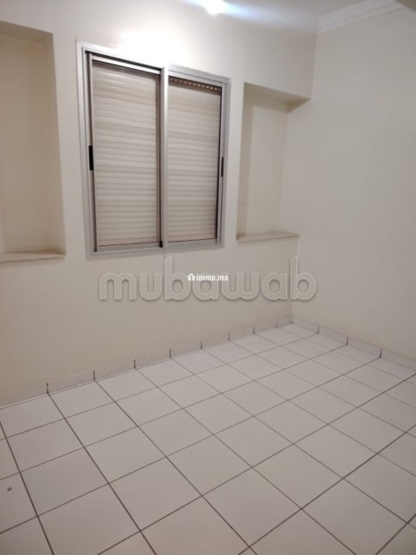 Location d'un appartement à Charaf. 2 belles chambres. Avec ascenseur et terrasse - Location Immobilier - Agadir - photo 7