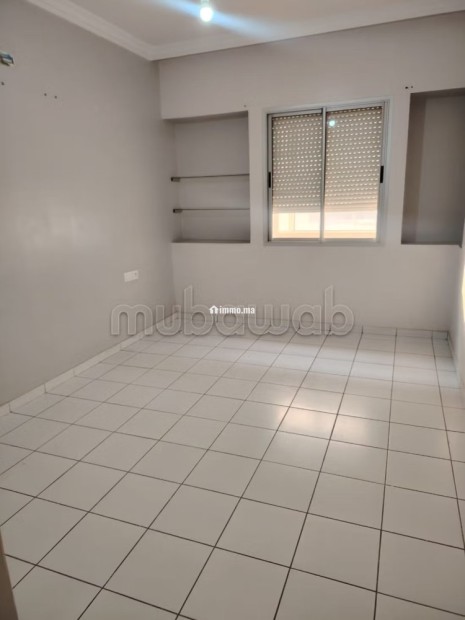Location d'un appartement à Charaf. 2 belles chambres. Avec ascenseur et terrasse - Location Immobilier - Agadir - photo 8