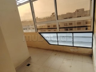 Location d'un appartement à Charaf. 2 belles chambres. Avec ascenseur et terrasse - Appartement à louer - Agadir