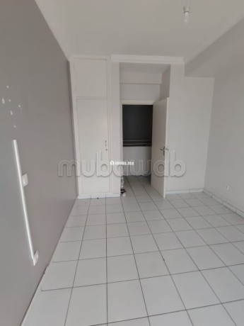 location-dun-appartement-a-charaf-2-belles-chambres-avec-ascenseur-et-terrasse-big-10