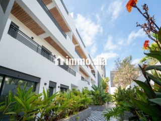 Appartement à vendre à l'Oisis. Surface de 85 m² - Appartement à vendre - Casablanca