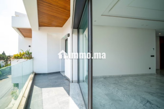appartement-a-lachat-a-loisis-surface-de-119-m2-big-2