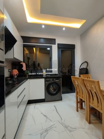 bel-appartement-a-vendre-a-martil-surface-de-70-m2-cuisine-entierement-equipee-big-0