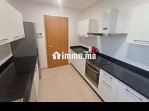 شقة مفروشة فخمة للكراء اليومي مطلة على البحر - Appartement Location Vacances - Sale