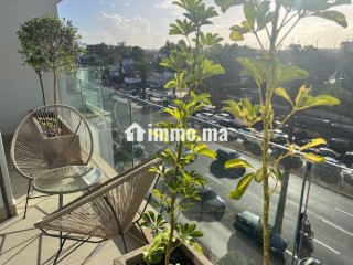 Spacieux studio meublé avec terrasse et parking - Appartement à louer - Casablanca