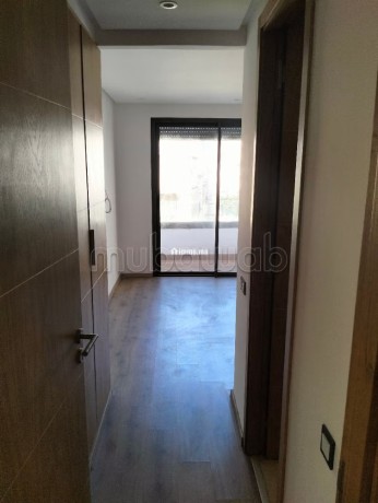maarif-magnifique-apt-neuf-de-83-m2-a-louer-vide-big-0