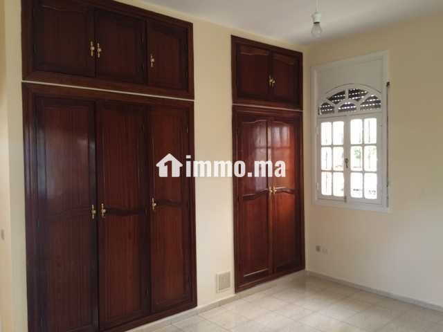 Jolie villa avec piscine à rabat Souissi - Location Immobilier - Rabat - photo 3