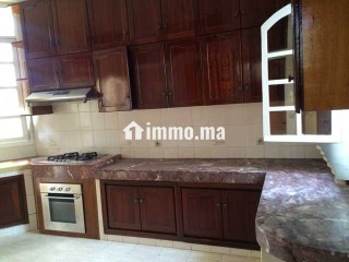 Jolie villa avec piscine à rabat Souissi - Villa à louer - Rabat