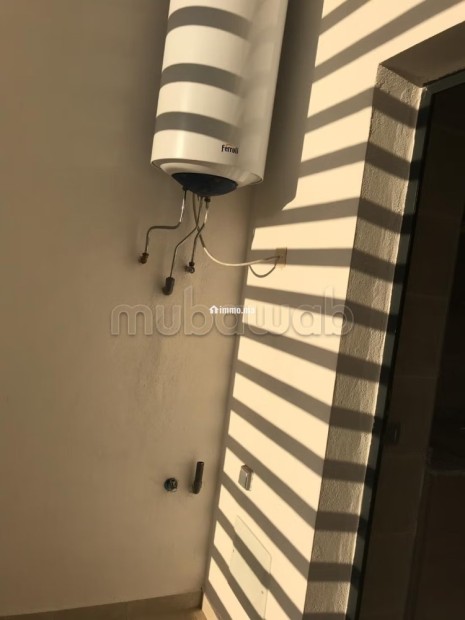 Superbe appartement à louer à Riyad. Surface de 100 m². Piscine, climatisation - Location Immobilier - Rabat - photo 7