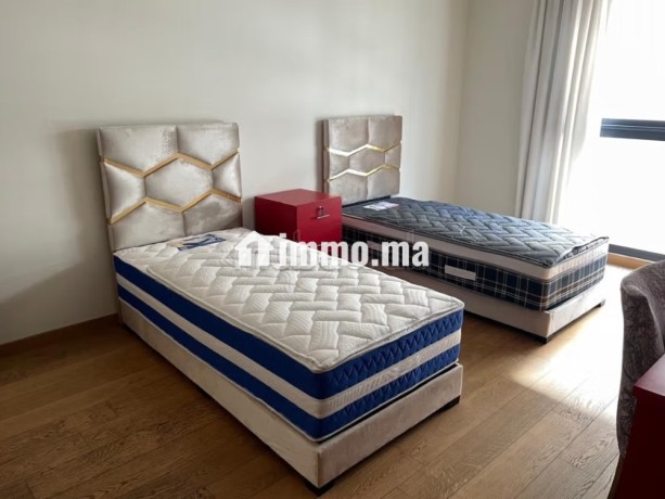 tres-bel-appartement-tres-agreable-moderne-a-cfc-big-5