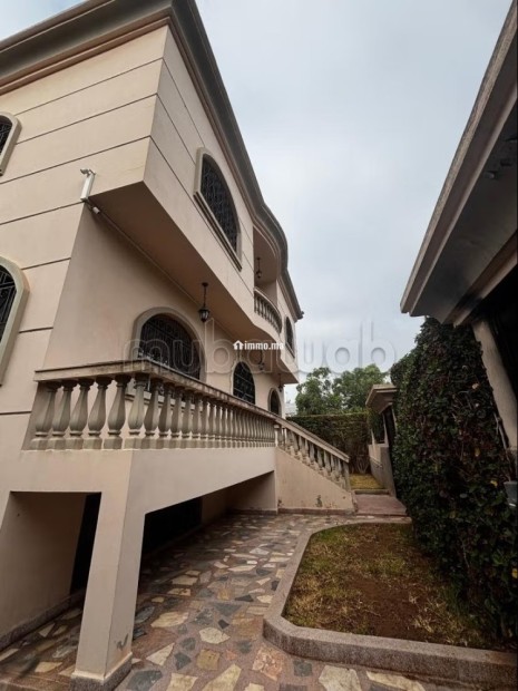 Opportunité rare Villa familiale de 466m2 - Vente Immobilier - Casablanca - photo 4