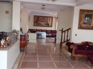 Opportunité rare Villa familiale de 466m2 - Villa à vendre - Casablanca