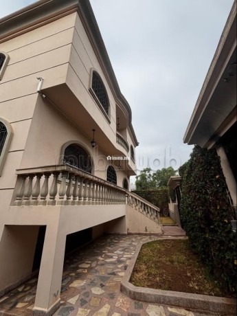 opportunite-rare-villa-familiale-de-466m2-big-3