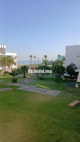 garconniere-en-face-de-la-plage-big-0