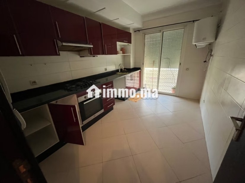 Appartement à l'achat à Aïn Sebaâ. 1 Pièce. Antenne parabolique et sécurité - Vente Immobilier - Casablanca - photo 3