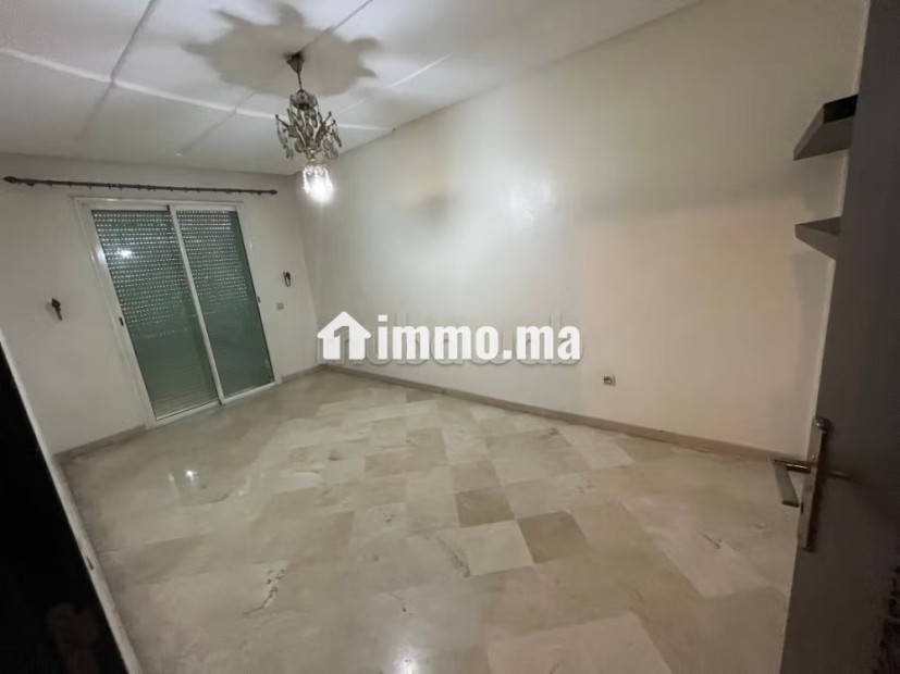 Appartement à l'achat à Aïn Sebaâ. 1 Pièce. Antenne parabolique et sécurité - Vente Immobilier - Casablanca - photo 7