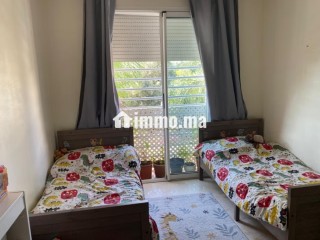 Appartement à l'achat à Aïn Sebaâ. 1 Pièce. Antenne parabolique et sécurité - Appartement à vendre - Casablanca