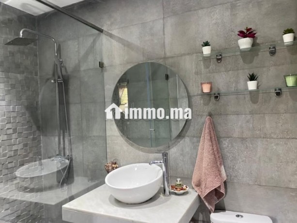 appartement-a-lachat-a-ain-sebaa-1-piece-antenne-parabolique-et-securite-big-8