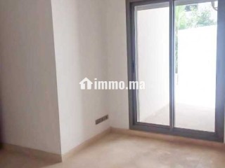 Loue Apart HS vide à CFC Casa 2CH+TERRASSE à 8500 - Appartement à louer - Casablanca
