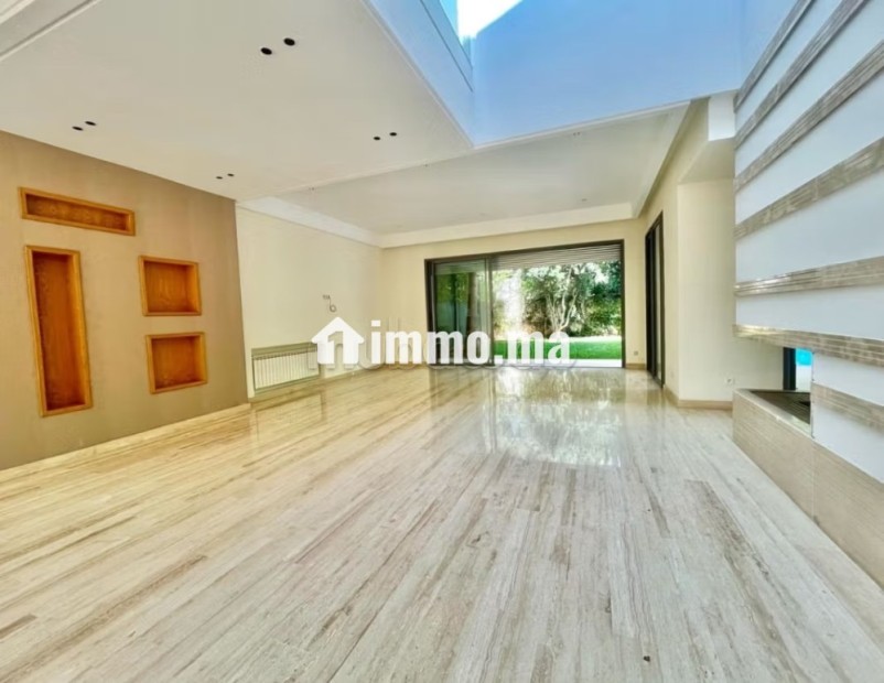 Magnifique villa à louer à Californie. Superficie 550 m². Bien meublé - Location Immobilier - Casablanca - photo 6
