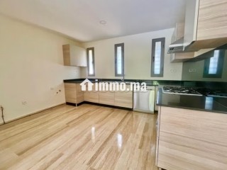 Magnifique villa à louer à Californie. Superficie 550 m². Bien meublé - Villa à louer - Casablanca