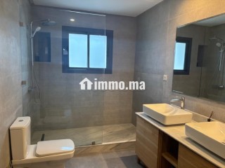 Vila vide refait à neuf à louer à oasis - Villa à louer - Casablanca