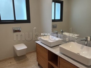 Vila vide refait à neuf à louer à oasis - Villa à louer - Casablanca