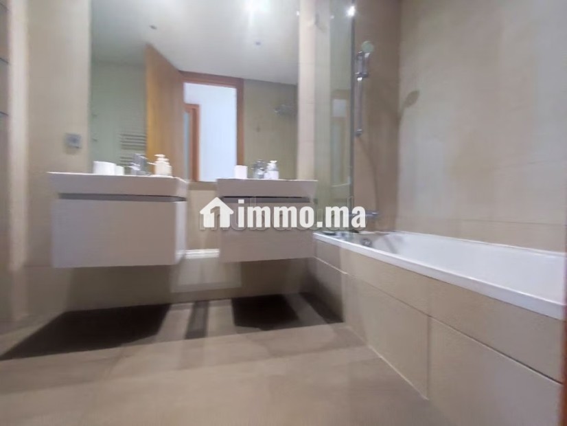 Bel appartement en location à Ain Diab Vue sur Mer. 2 belles chambres. Meublé - Location Immobilier - Casablanca - photo 8
