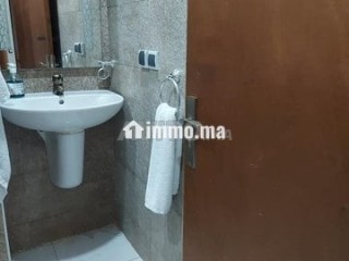 Superbe appartement avec balcon - Appartement Location Vacances - Rabat