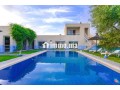 villa-avec-piscine-privee-et-sans-vis-a-vis-small-4