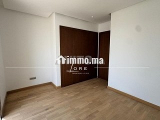 Penthouse lumineux à louer – Rabat Square. - Appartement à louer - Rabat