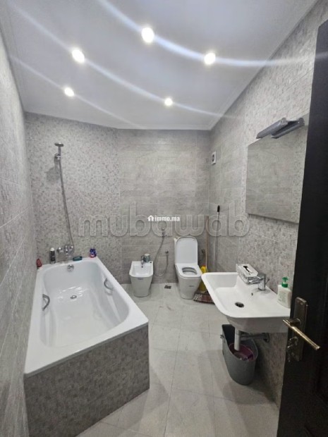 Joli F4 à vendre au Quartier administratif - Vente Immobilier - Tanger - photo 6