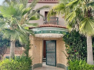 a-vendre-magnifique-villa-a-marrakech-proche-hivernage