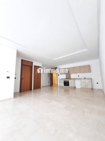 studio-72m-dont-terrasse-a-cfc-big-6