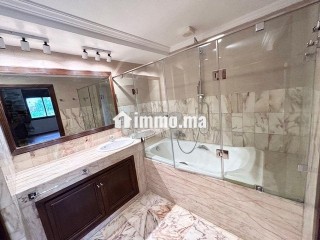 Apprtement à ain diab vide à louer 168m² - Appartement à louer - Casablanca