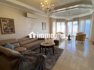 appartement-a-louer-a-ain-diab-vue-sur-mer-sans-vis-a-vis-surface-totale-170-m2-places-de-stationnement-et-terrasse