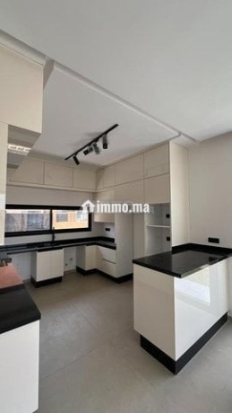 villa-de-particulier-a-vendre-chrifia-marrakech-big-0