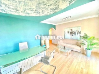 joli-bureau-spacieux-111m2-a-maarif-ext