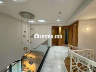 Location villa avec piscine sur hay riad - Villa à louer - Rabat