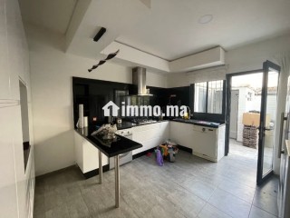 Location villa avec piscine sur hay riad - Villa à louer - Rabat