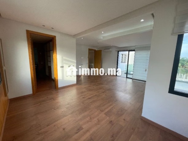 location-villa-avec-piscine-sur-hay-riad-big-7