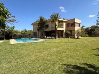 villa-de-standing-a-louer-a-souissi-rabat