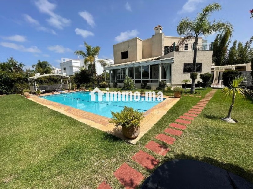 Villa avec piscine en location à hay riad - Location Immobilier - Rabat - photo 1