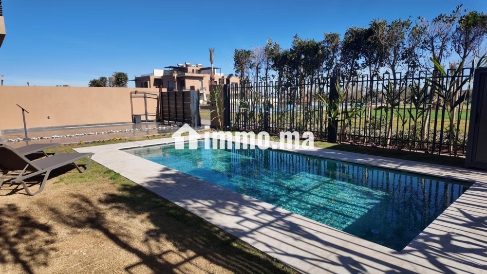 Villa 4 chambres avec cours Anglaise 4 salons et Piscine Privée 330 m² - Vente Immobilier - Marrakech - photo 3
