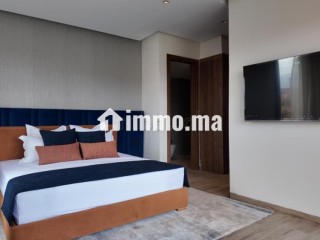 Villa 4 chambres avec cours Anglaise 4 salons et Piscine Privée 330 m² - Villa à vendre - Marrakech