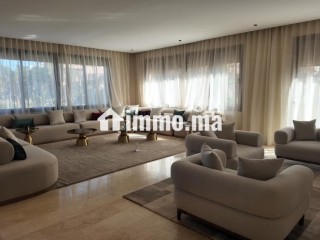 Villa 4 chambres avec cours Anglaise 4 salons et Piscine Privée 330 m² - Villa à vendre - Marrakech
