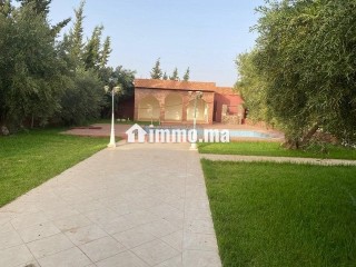 فيلا للبيع بتمن مناسب جدا - Villa à vendre - Marrakech