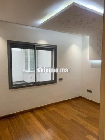 appartement-rdc-avec-piscine-privee-big-18