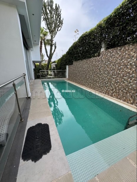 Magnifique villa à vendre à Ain Diab.
Surface de 450 m².
Bien meublé - Vente Immobilier - Casablanca - photo 2